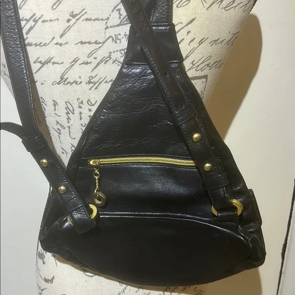 Vintage Perlina leather with gold hardware. - Picture 3 of 5